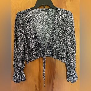 SHEIN floral long sleeve tie front crop top